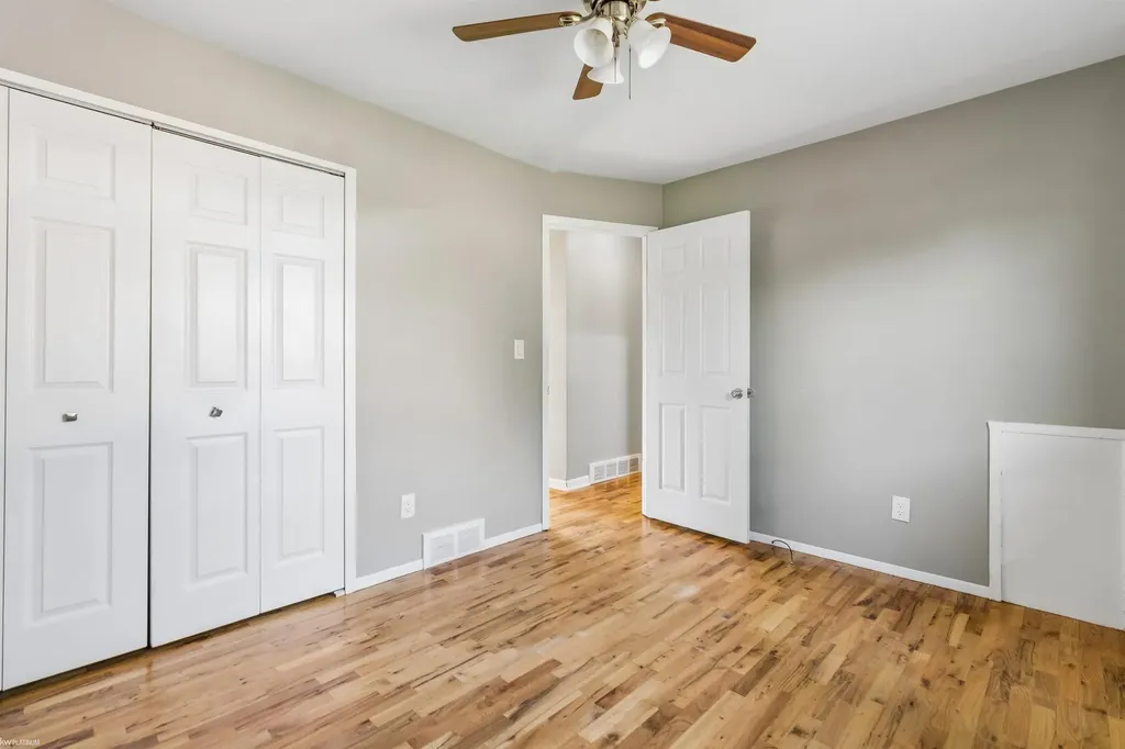 35733 Simon Drive Clinton Charter Township MI 48035