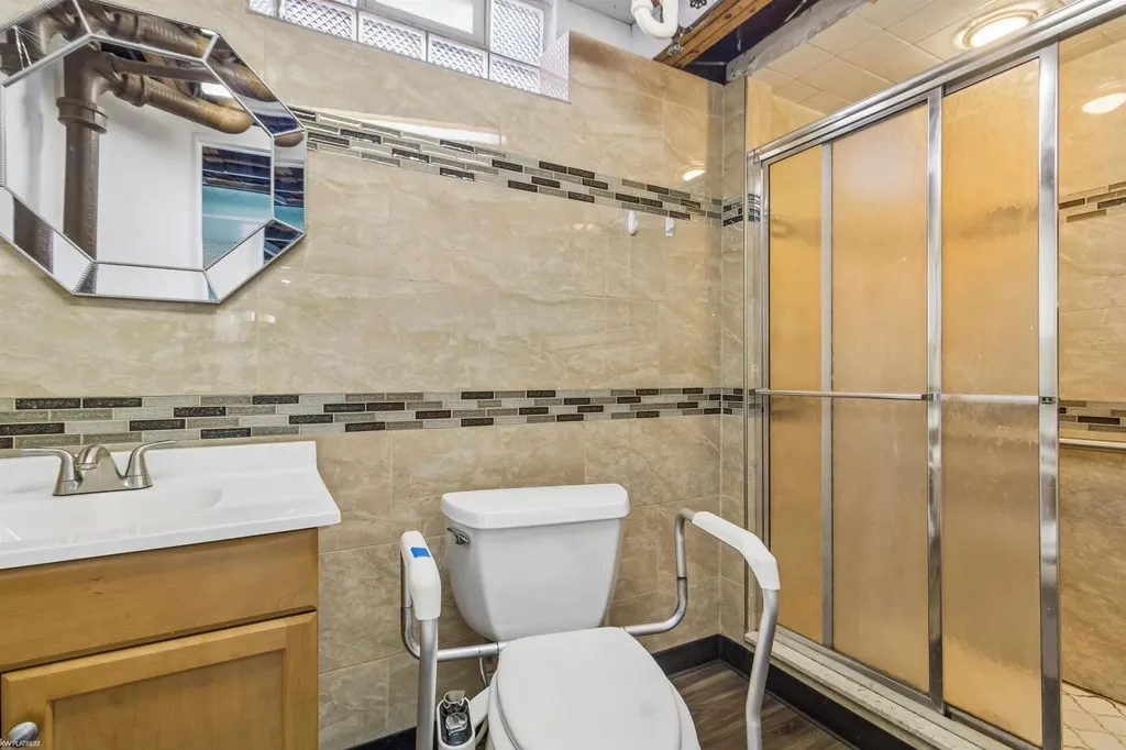 35733 Simon Drive Clinton Charter Township MI 48035