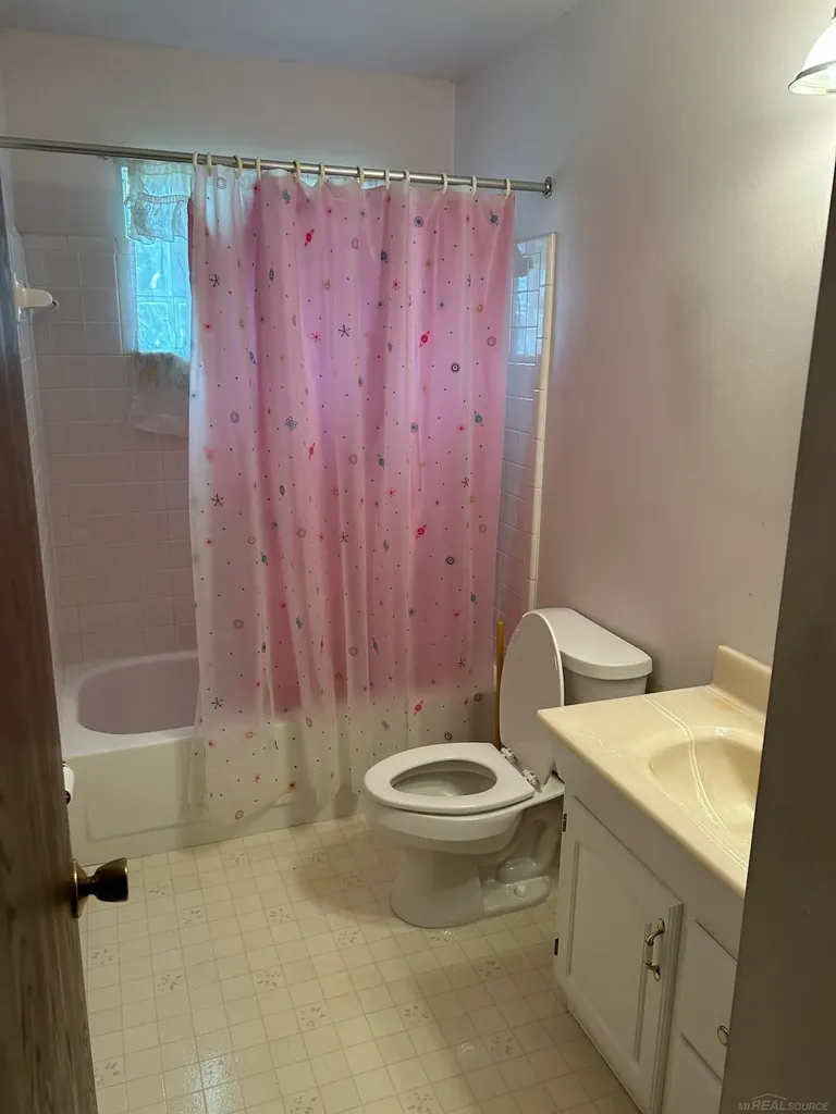 25400 Kelli Court Taylor City MI 48180
