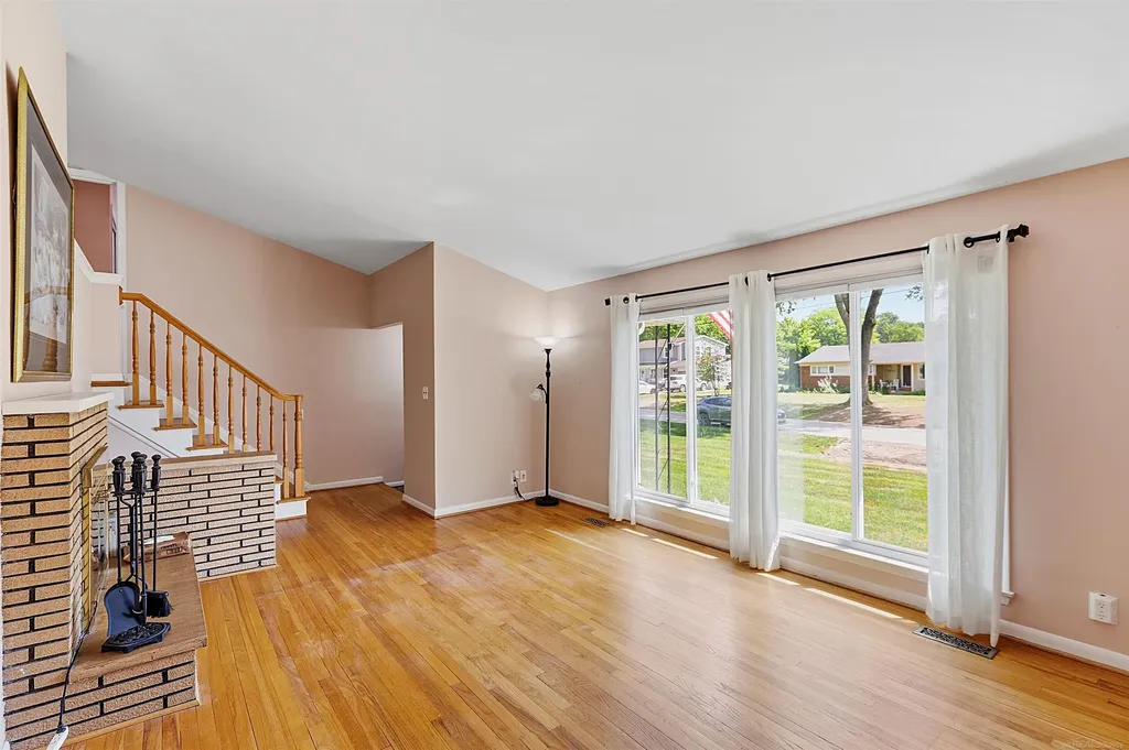 28239 Brandywine Road Farmington Hills City MI 48334