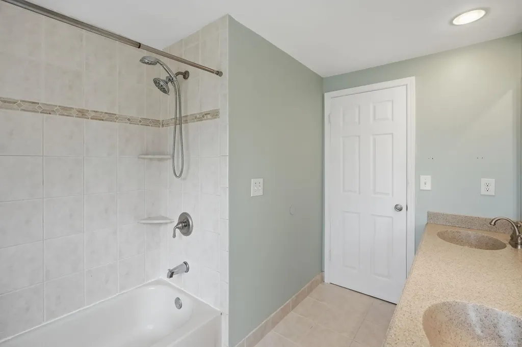 14122 Mary Grove Drive Sterling Heights City MI 48313