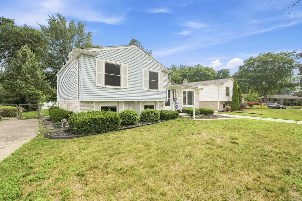 14122 Mary Grove Drive Sterling Heights City MI 48313