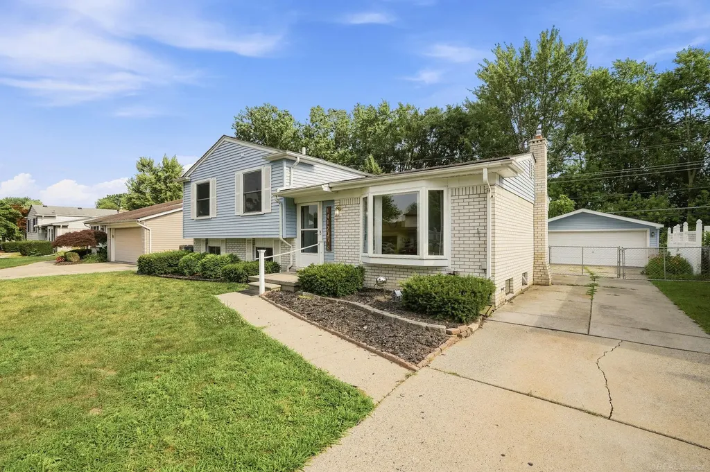 14122 Mary Grove Drive Sterling Heights City MI 48313