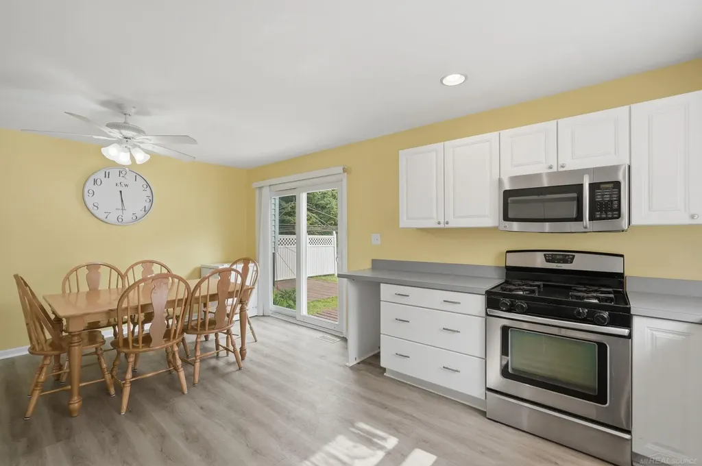 14122 Mary Grove Drive Sterling Heights City MI 48313