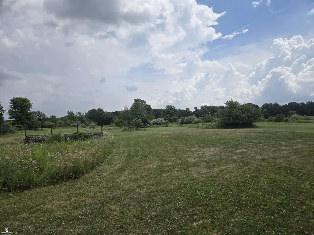 5350 Emmett Road Emmett Township MI 48022