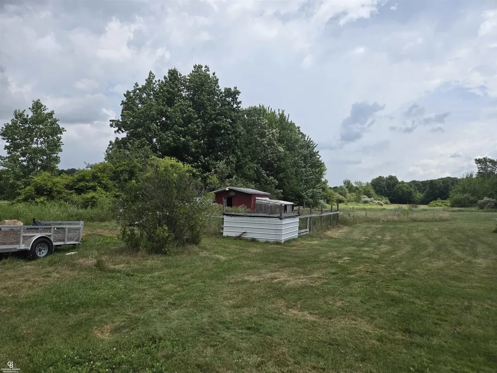 5350 Emmett Road Emmett Township MI 48022