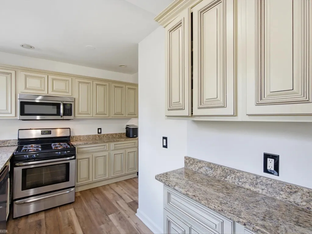 715 N Conklin Road Lake Orion Village MI 48362