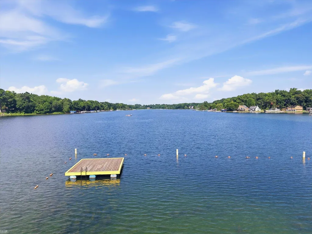 715 N Conklin Road Lake Orion Village MI 48362