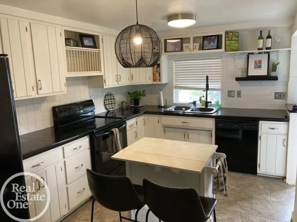 29440 Wand Drive Chesterfield Township MI 48047
