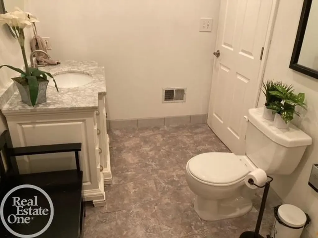29440 Wand Drive Chesterfield Township MI 48047