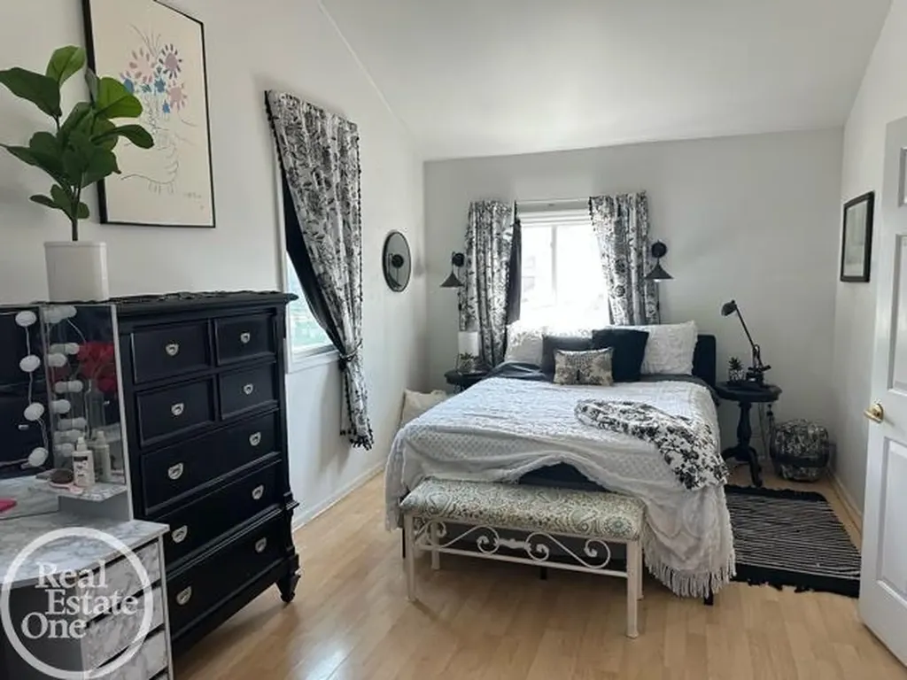 29440 Wand Drive Chesterfield Township MI 48047