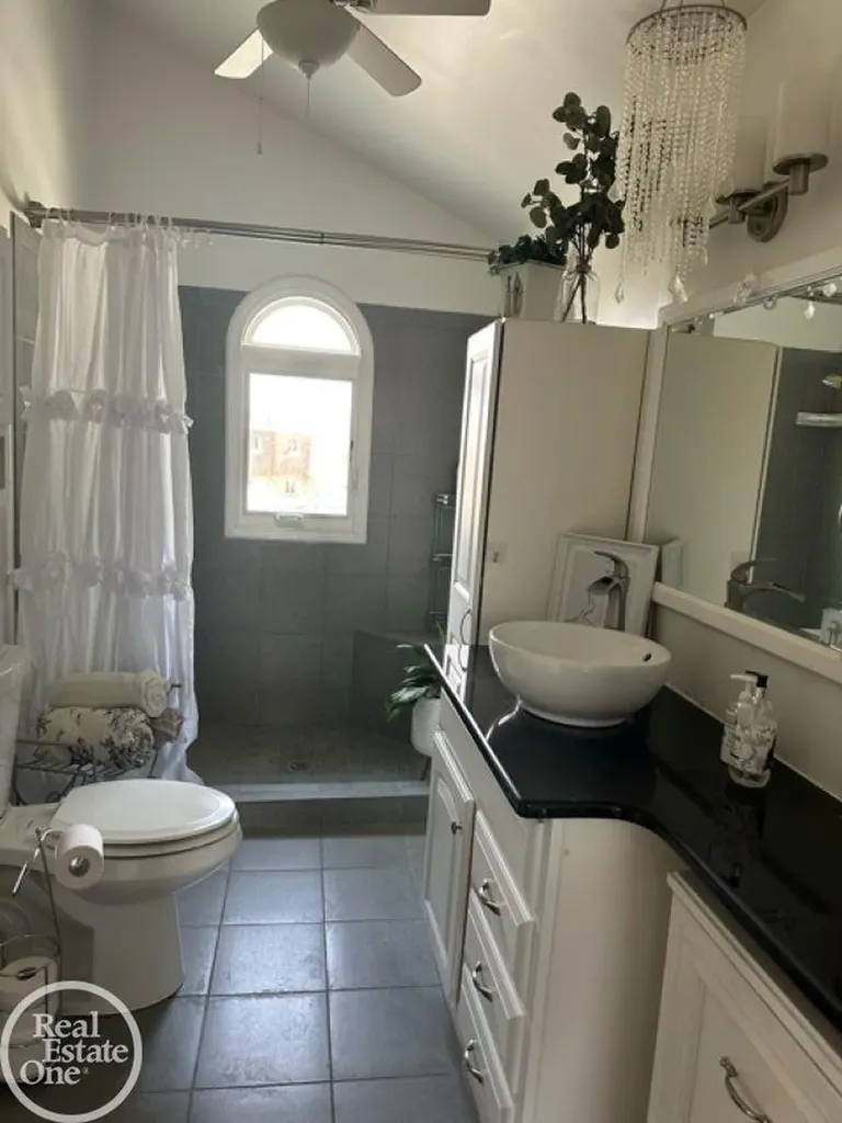 29440 Wand Drive Chesterfield Township MI 48047