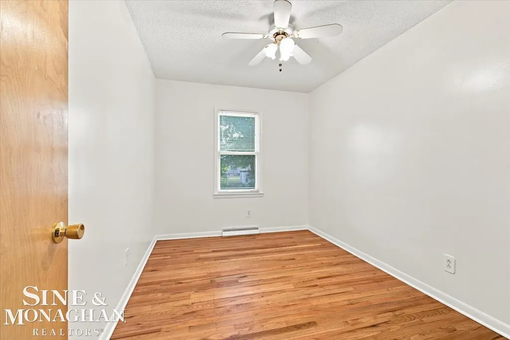 2514 22nd Avenue Port Huron City MI 48060