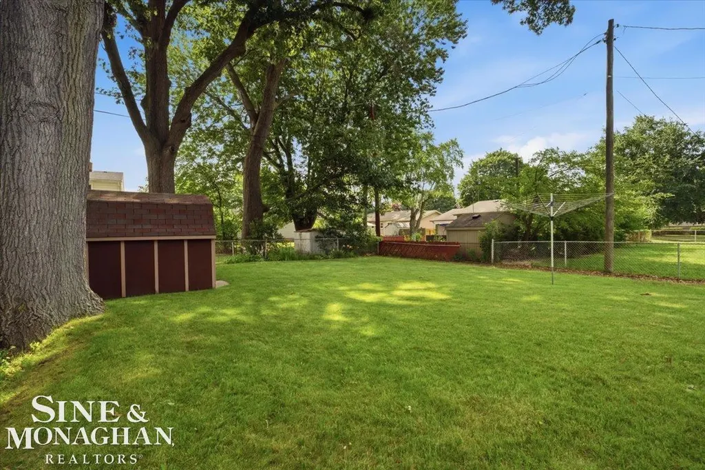 2514 22nd Avenue Port Huron City MI 48060