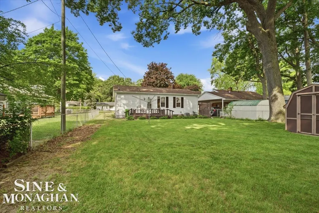 2514 22nd Avenue Port Huron City MI 48060