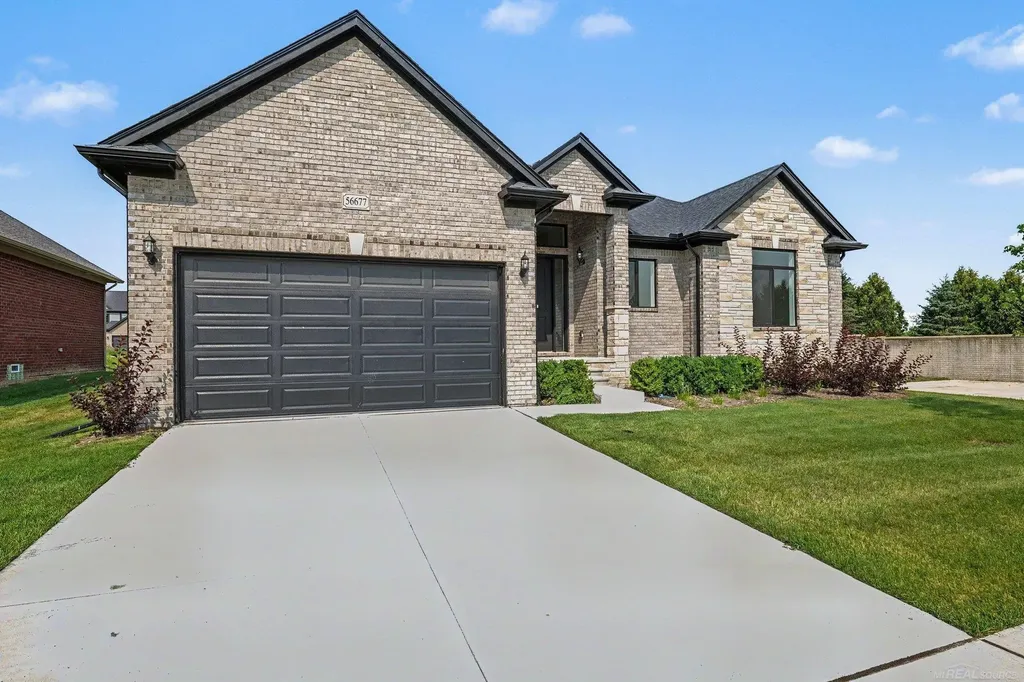 56677 Via Nesso Street Macomb Township MI 48042