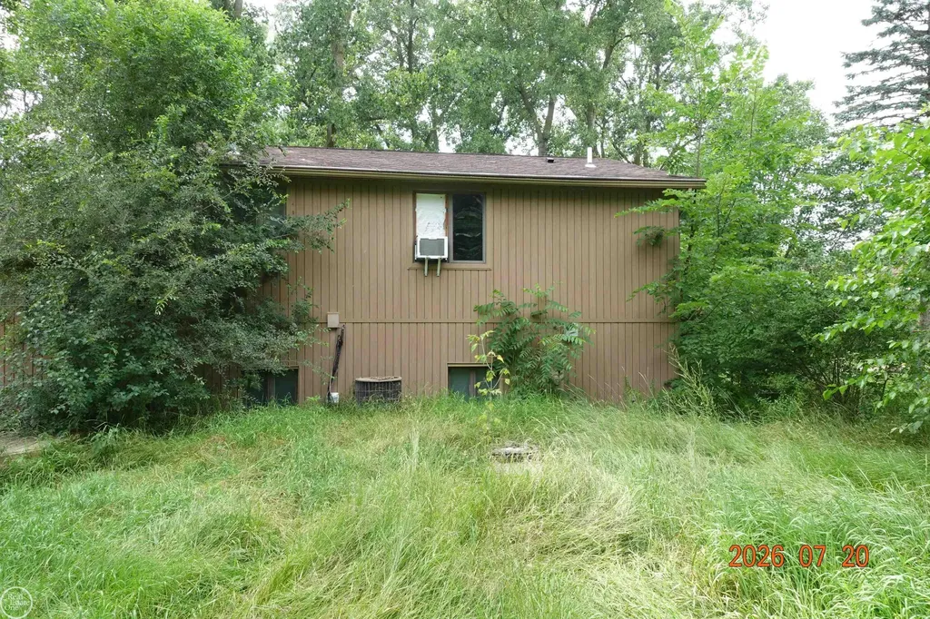 150 Francis Lane Ortonville Village MI 48462