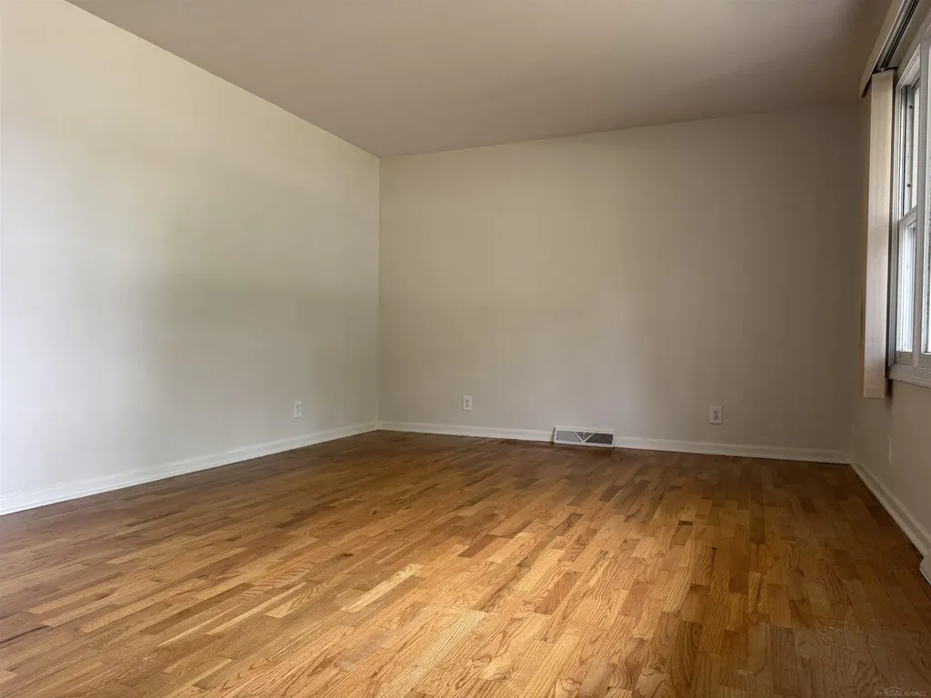 120 Beth Street Holland Charter Township MI 49424