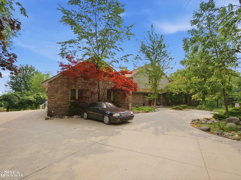 29988 Armada Ridge Road Richmond Township MI 48062