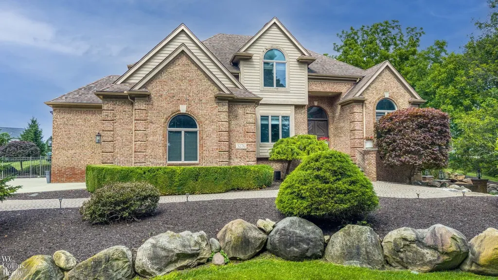 3276 Kern Road Orion Charter Township MI 48360