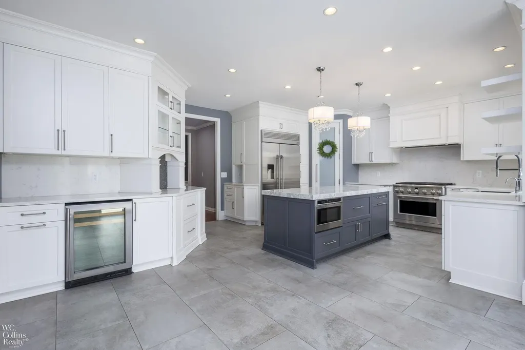 3276 Kern Road Orion Charter Township MI 48360