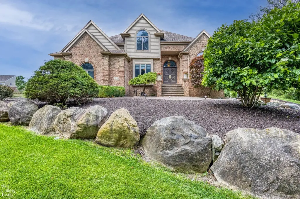 3276 Kern Road Orion Charter Township MI 48360
