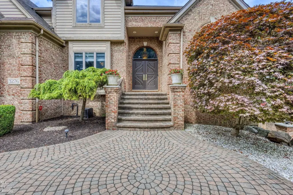 3276 Kern Road Orion Charter Township MI 48360