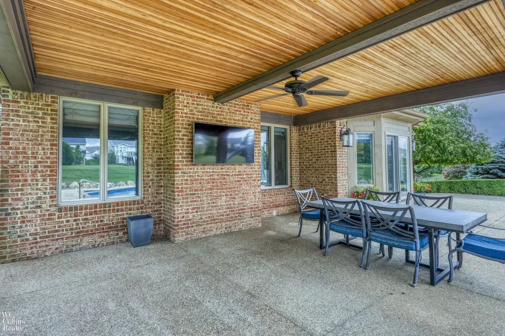 3276 Kern Road Orion Charter Township MI 48360