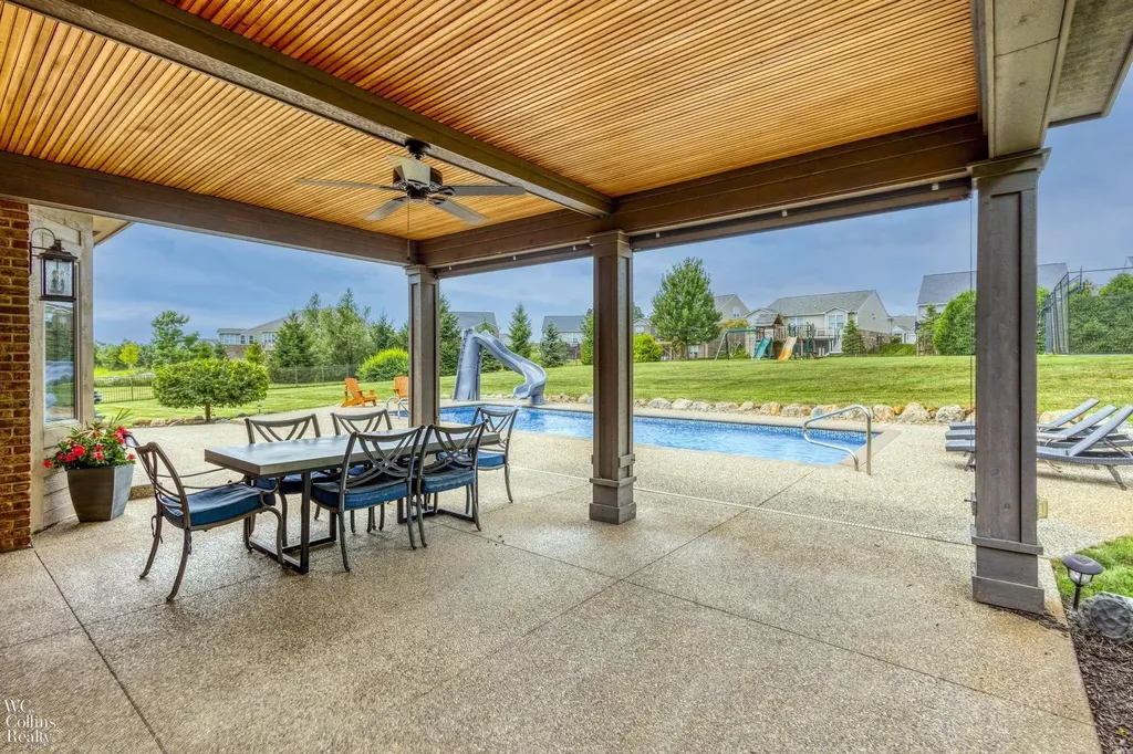 3276 Kern Road Orion Charter Township MI 48360