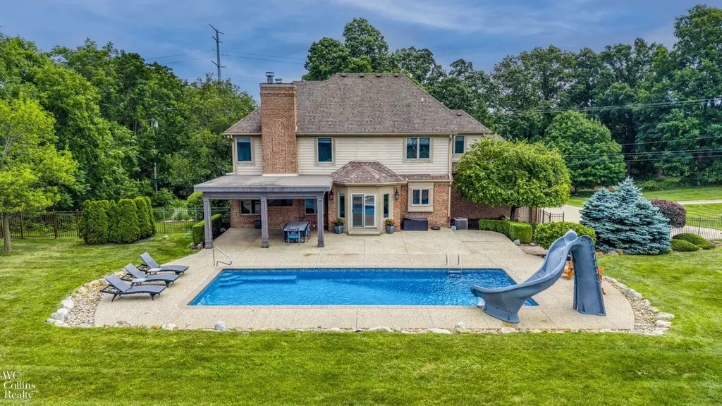 3276 Kern Road Orion Charter Township MI 48360