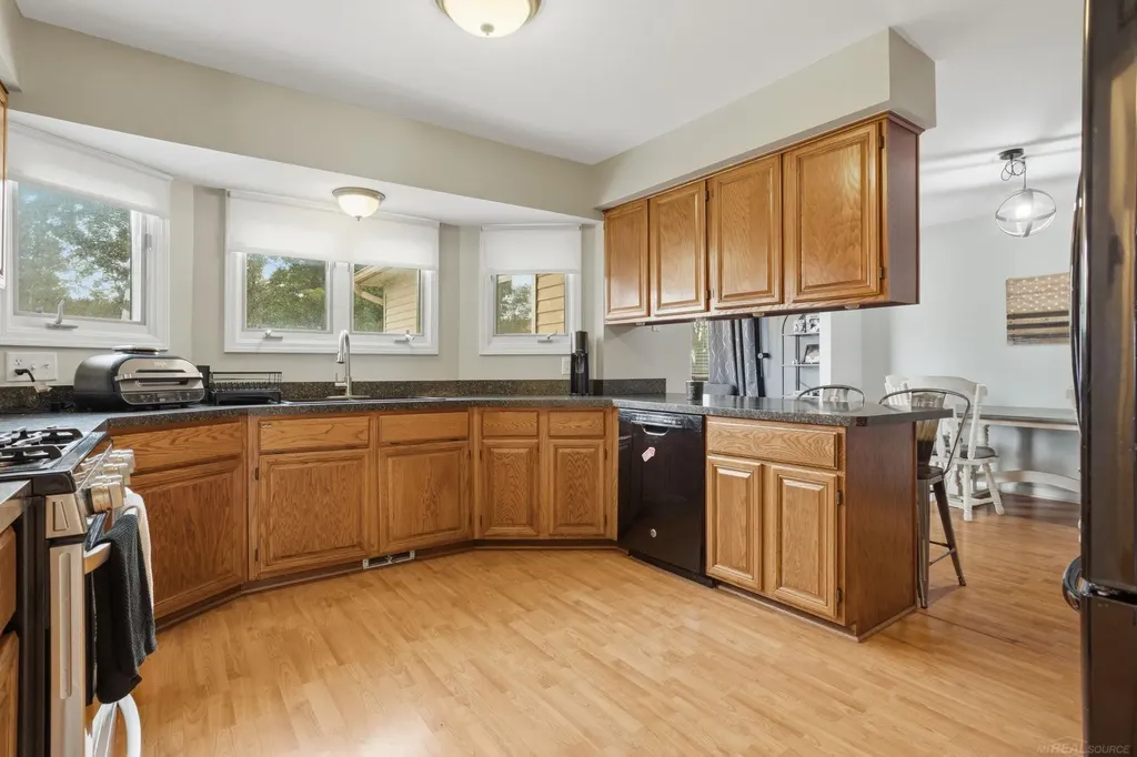 28780 Bingham Drive Chesterfield Township MI 48047