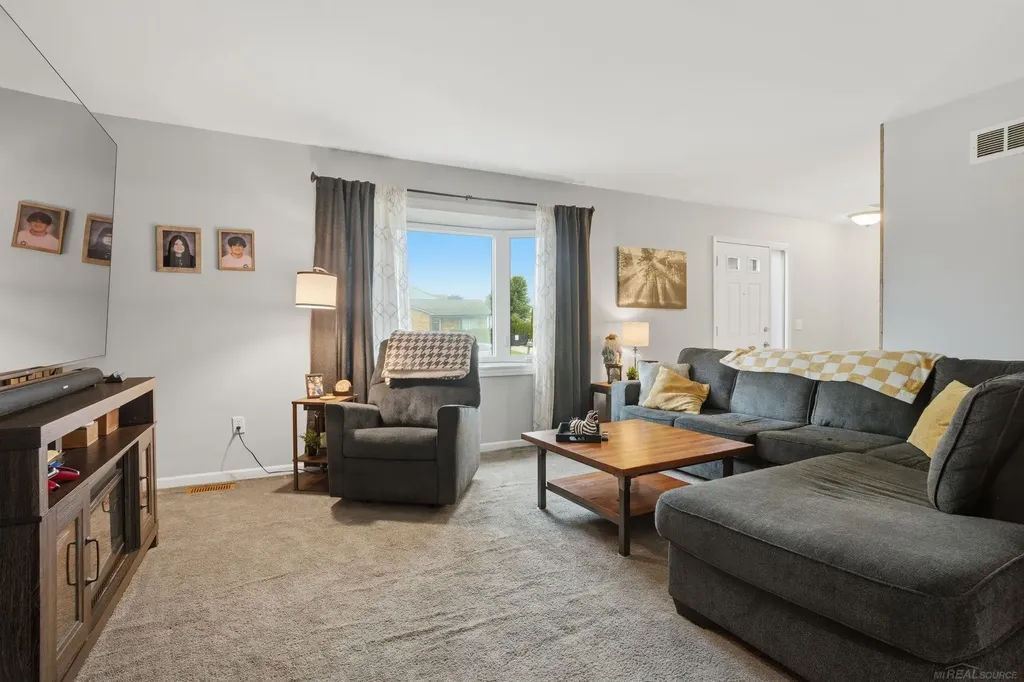 28780 Bingham Drive Chesterfield Township MI 48047