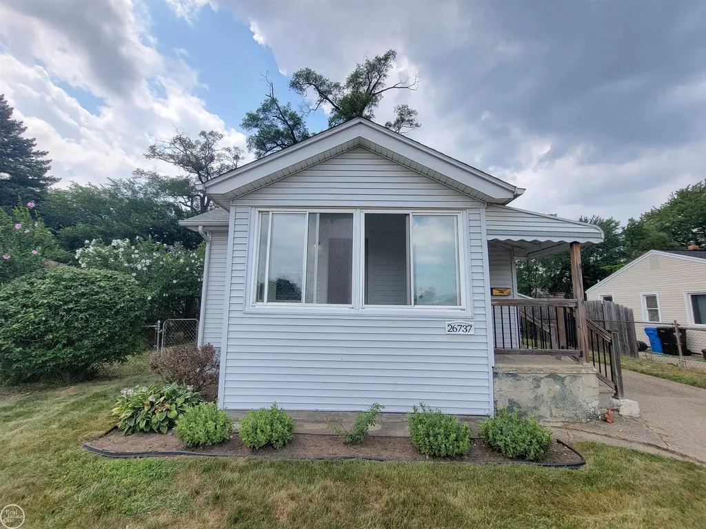 26737 Brush Street Madison Heights City MI 48071