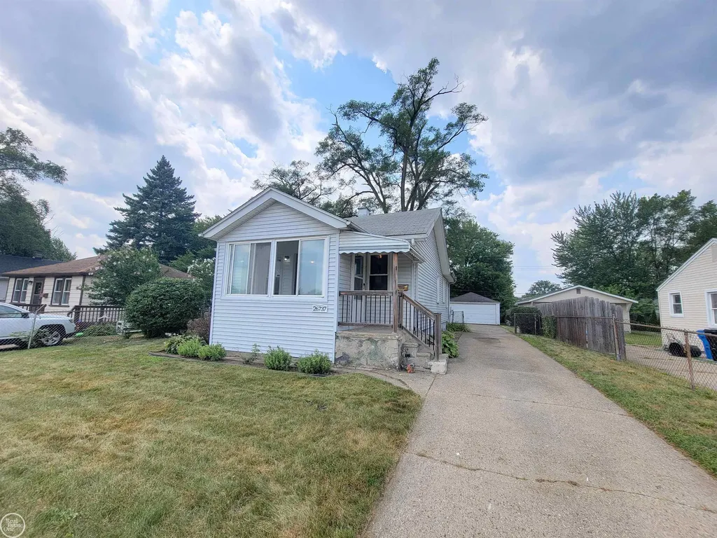 26737 Brush Street Madison Heights City MI 48071