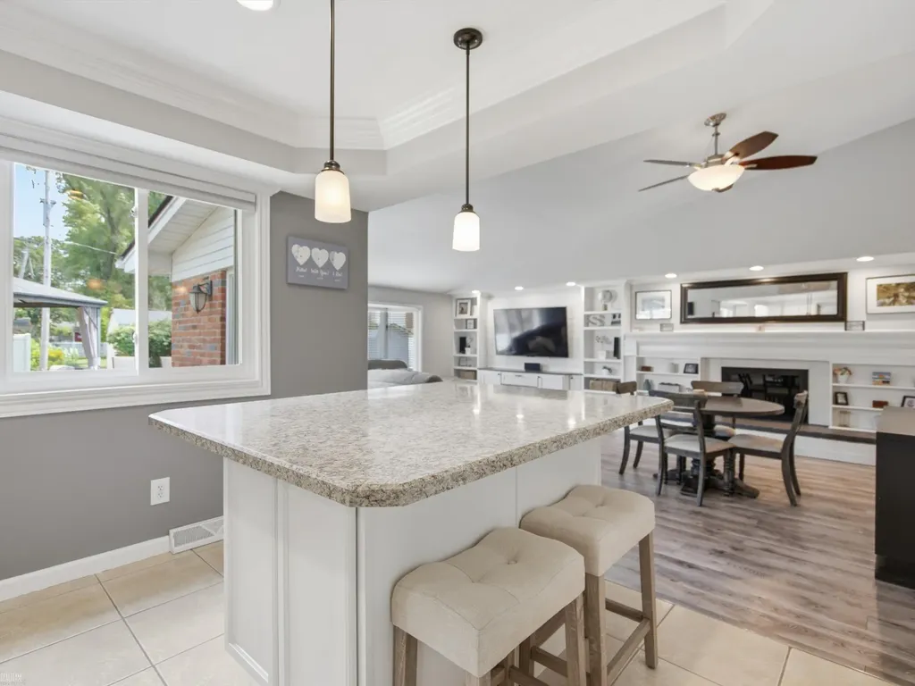 46936 Shiloh Way Shelby Charter Township MI 48317