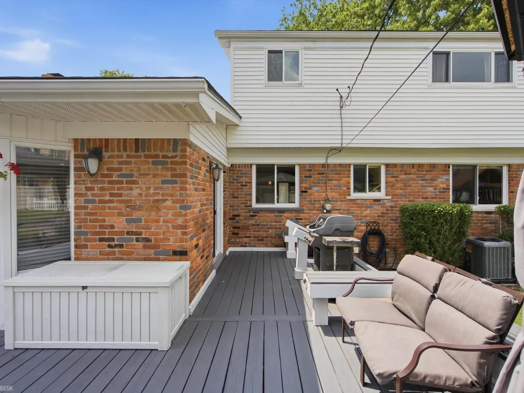 46936 Shiloh Way Shelby Charter Township MI 48317