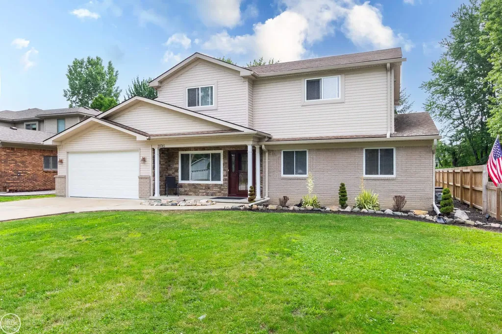 39745 Sylvia Street Harrison Charter Township MI 48045