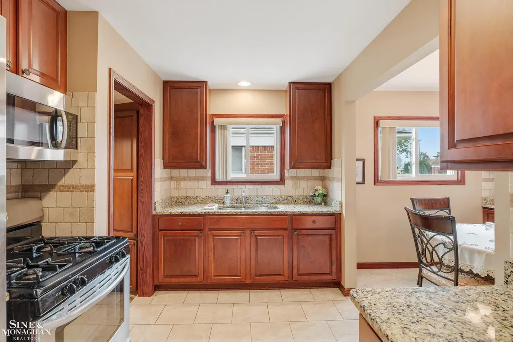 28016 Rockwood Street St. Clair Shores City MI 48081