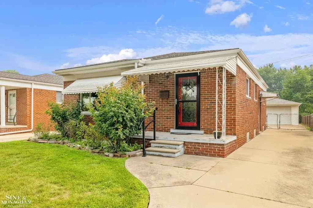 28016 Rockwood Street St. Clair Shores City MI 48081