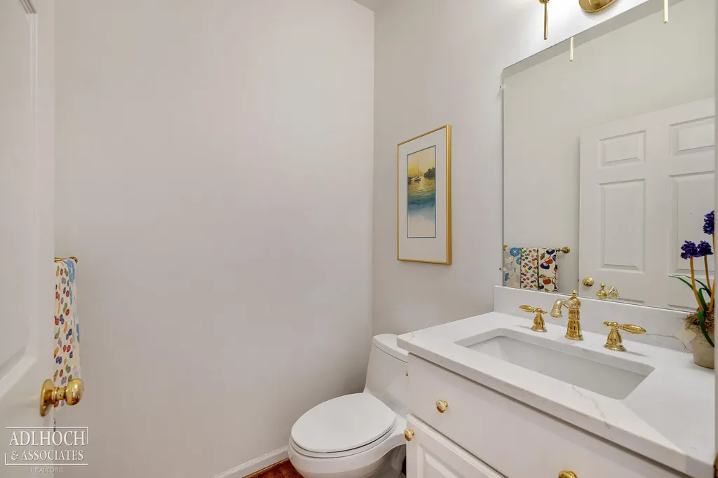 21473 Goethe Street Grosse Pointe Woods City MI 48236