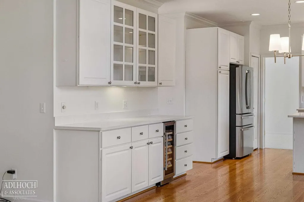 21473 Goethe Street Grosse Pointe Woods City MI 48236