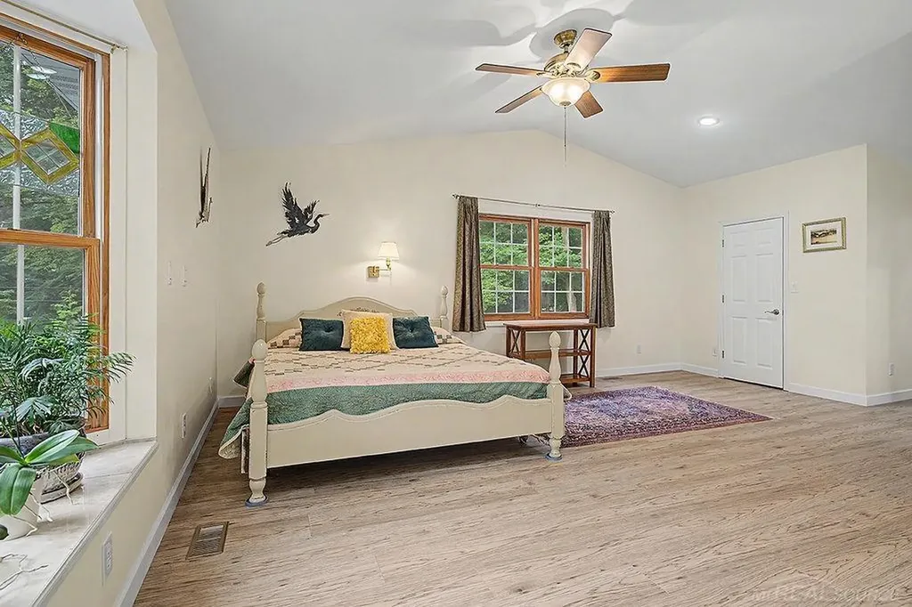 1571 Waukazoo Drive Park Township MI 49424