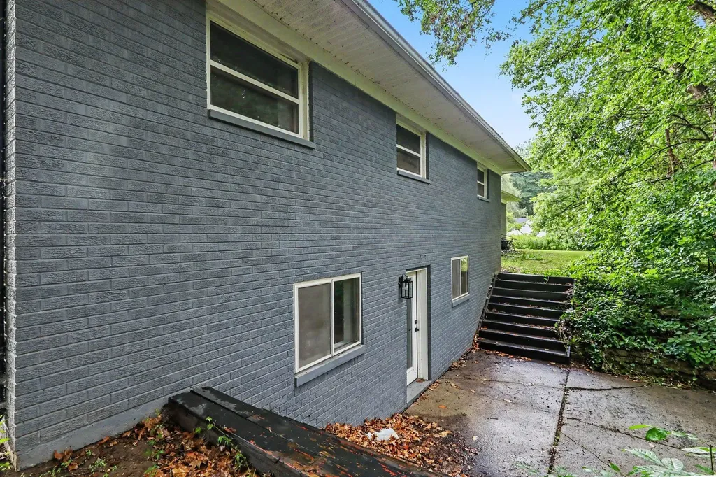 2371 Arlington Road Columbus Township MI 48063
