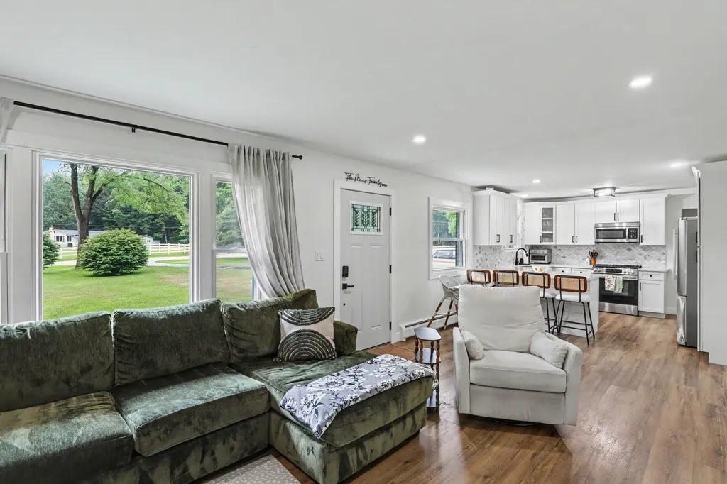 2371 Arlington Road Columbus Township MI 48063