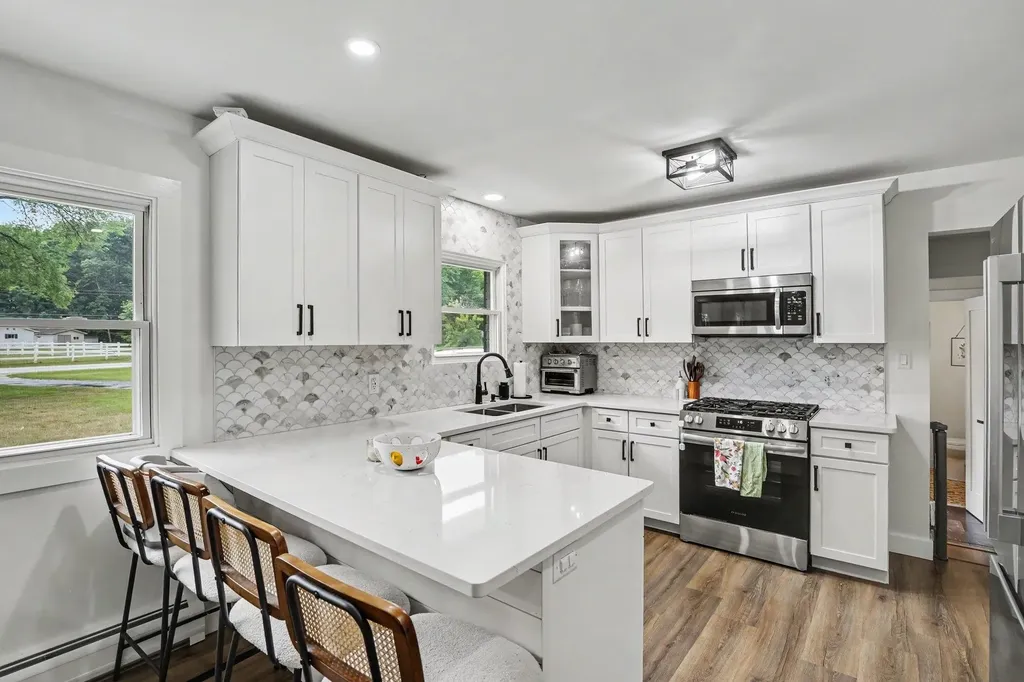 2371 Arlington Road Columbus Township MI 48063