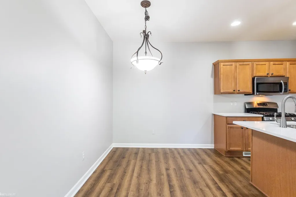 56659 Long Island Drive Shelby Charter Township MI 48316