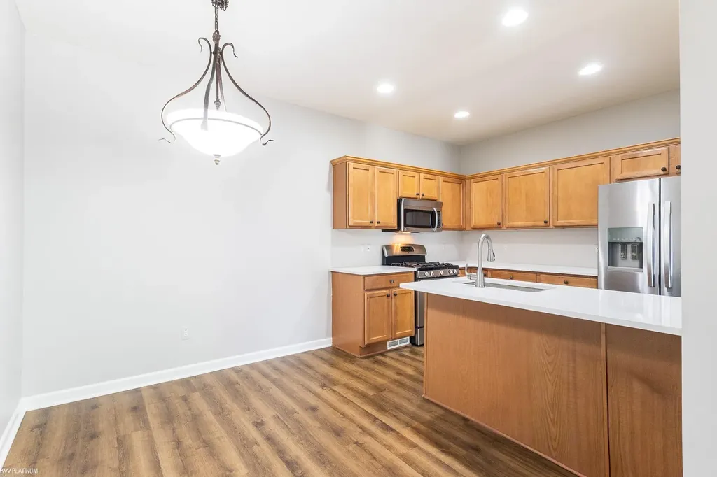 56659 Long Island Drive Shelby Charter Township MI 48316