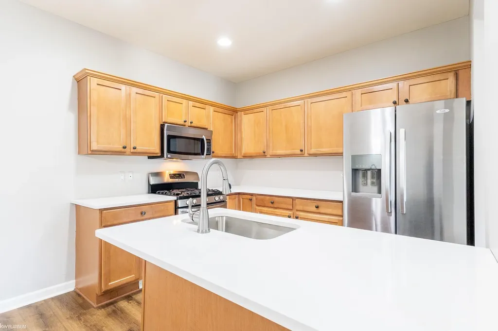 56659 Long Island Drive Shelby Charter Township MI 48316
