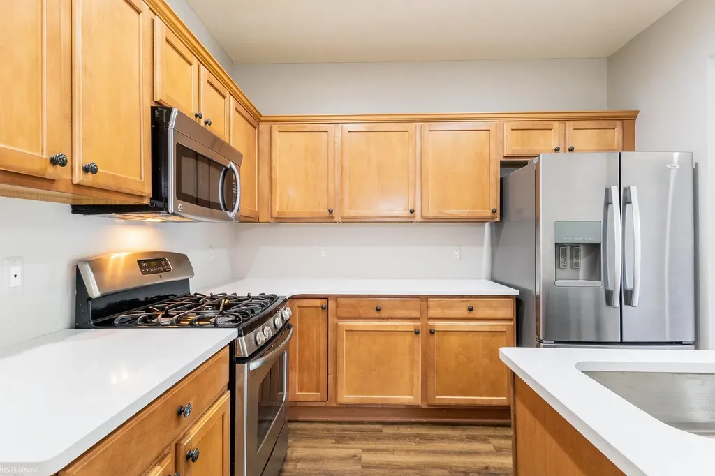 56659 Long Island Drive Shelby Charter Township MI 48316