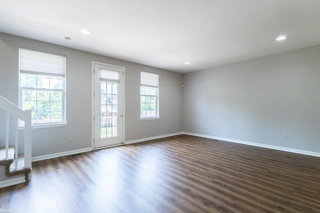 56659 Long Island Drive Shelby Charter Township MI 48316